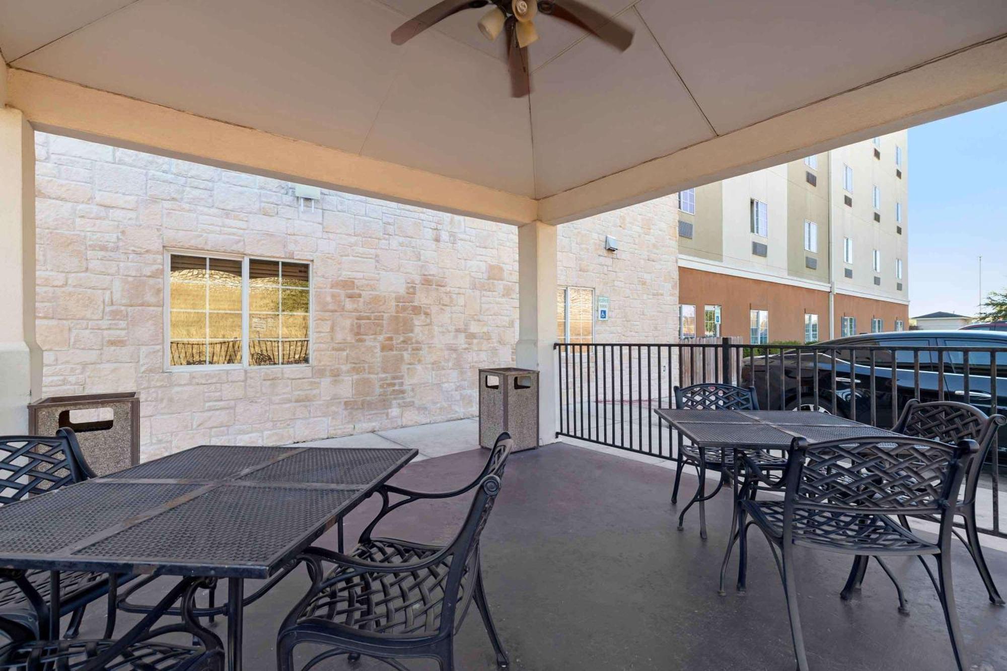 Extended Stay America Suites - San Antonio - North Eksteriør billede